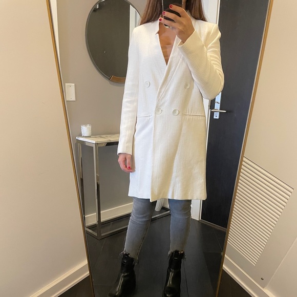 Zara Jackets & Blazers - White Zara double breasted coat in XS